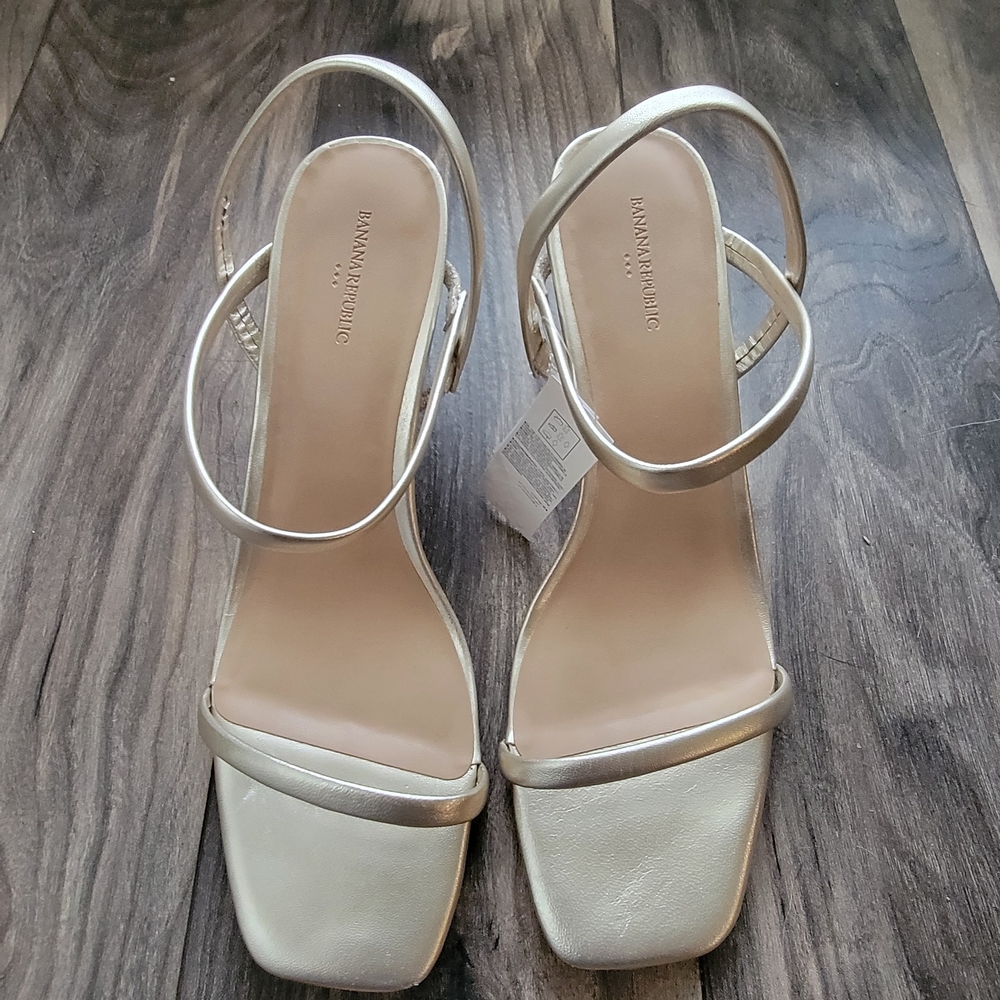 Banana Republic Women's Metallic Heels